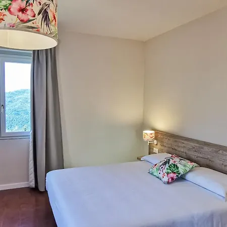 Da Arturo E Maruca 3* Vellano